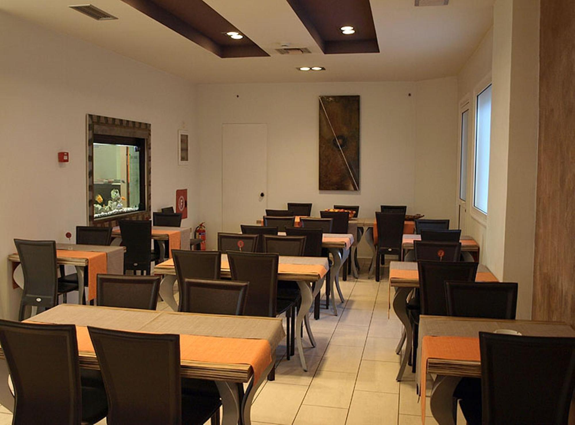 Hotel Astron Kardítsa Екстериор снимка